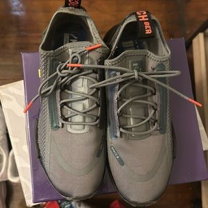 Men’s adidas size nine sneakers